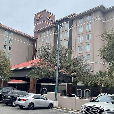 La Quinta By Wyndham San Antonio Airport Hotel Exterior foto
