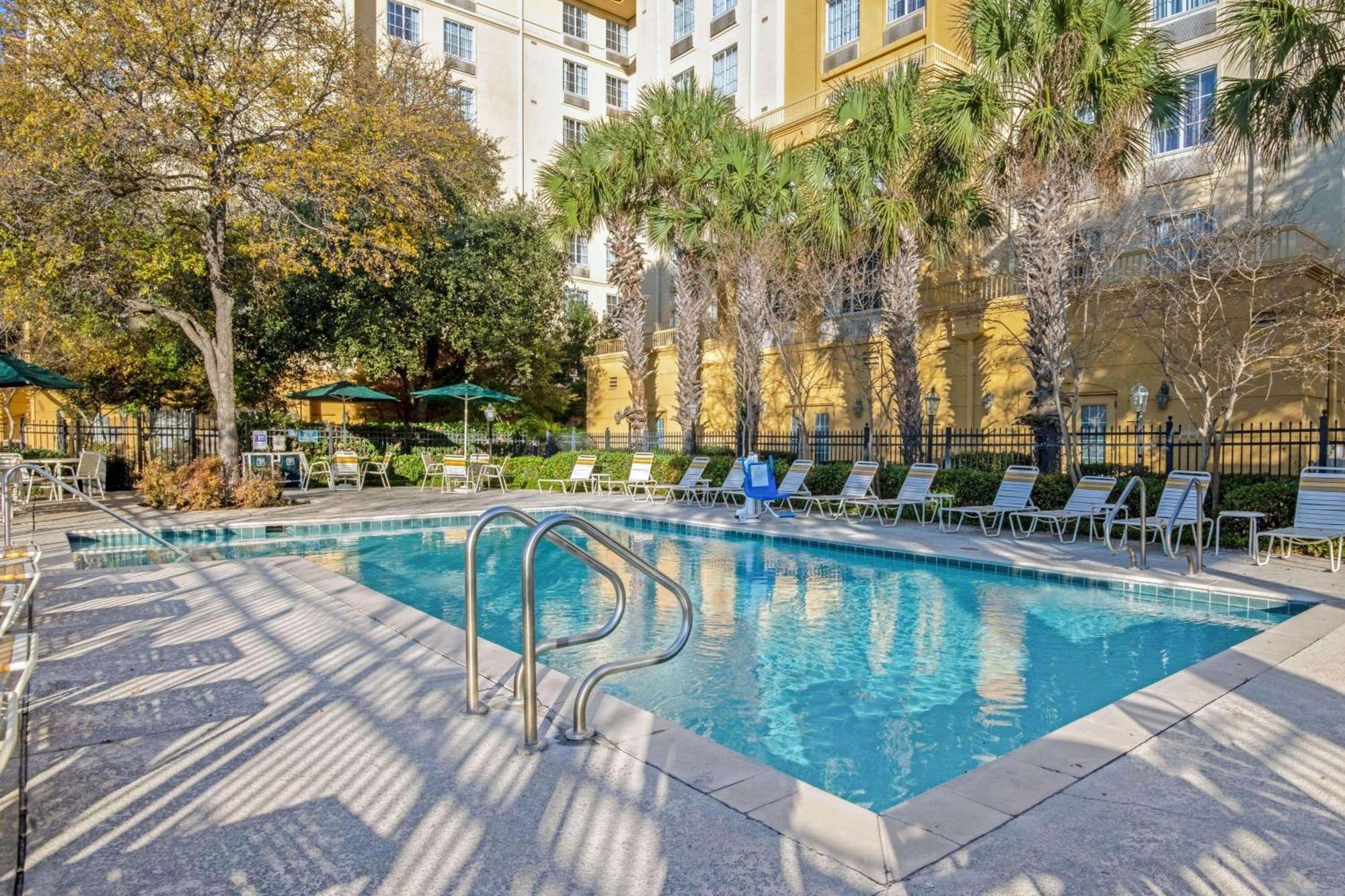 La Quinta By Wyndham San Antonio Airport Hotel Exterior foto