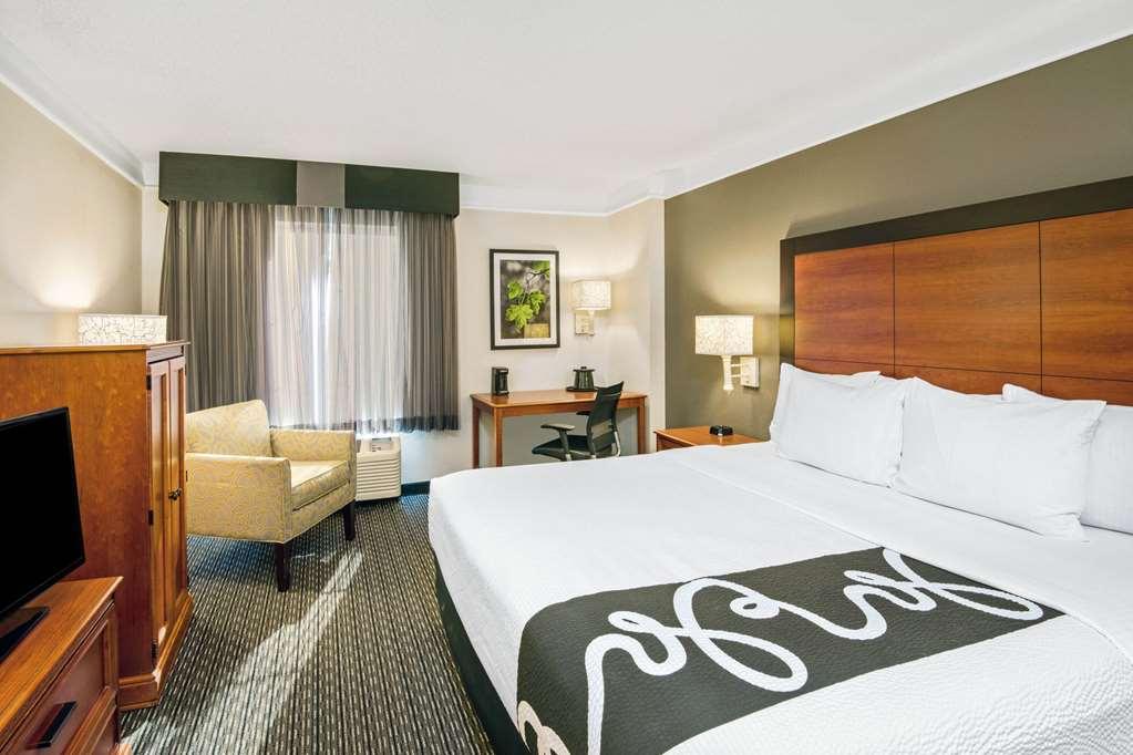 La Quinta By Wyndham San Antonio Airport Hotel Quarto foto